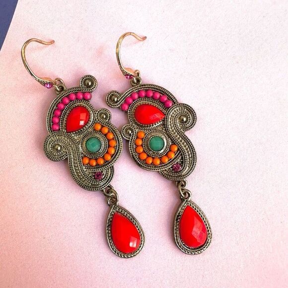 Colorful drop statement earrings - Picture 10 of 10